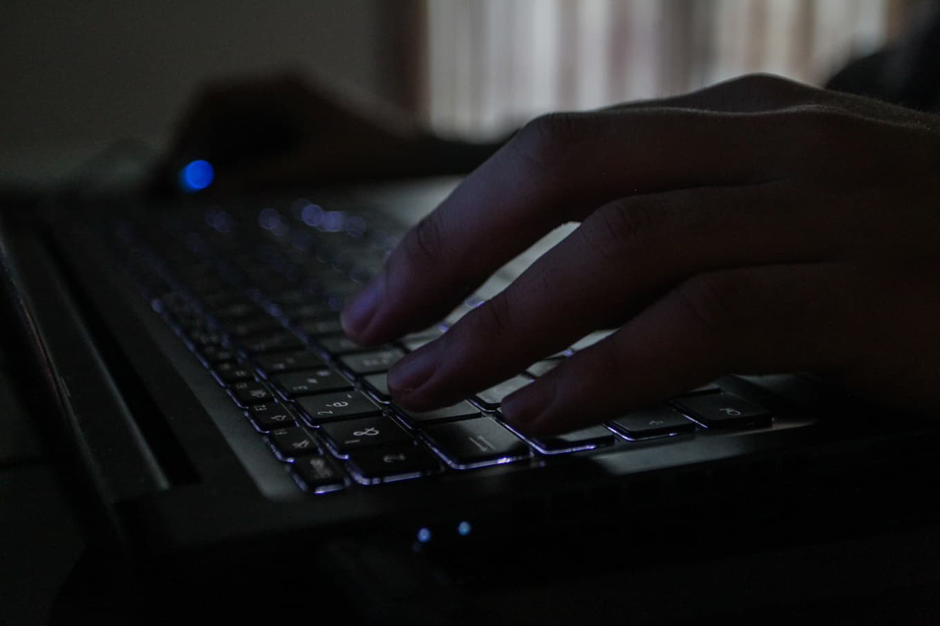 Experter tror att allt fler kan ha lärt sig använda darknet under pandemin. Foto: Imen Ben Youssef / Hans Lucas / AFP via Getty Images