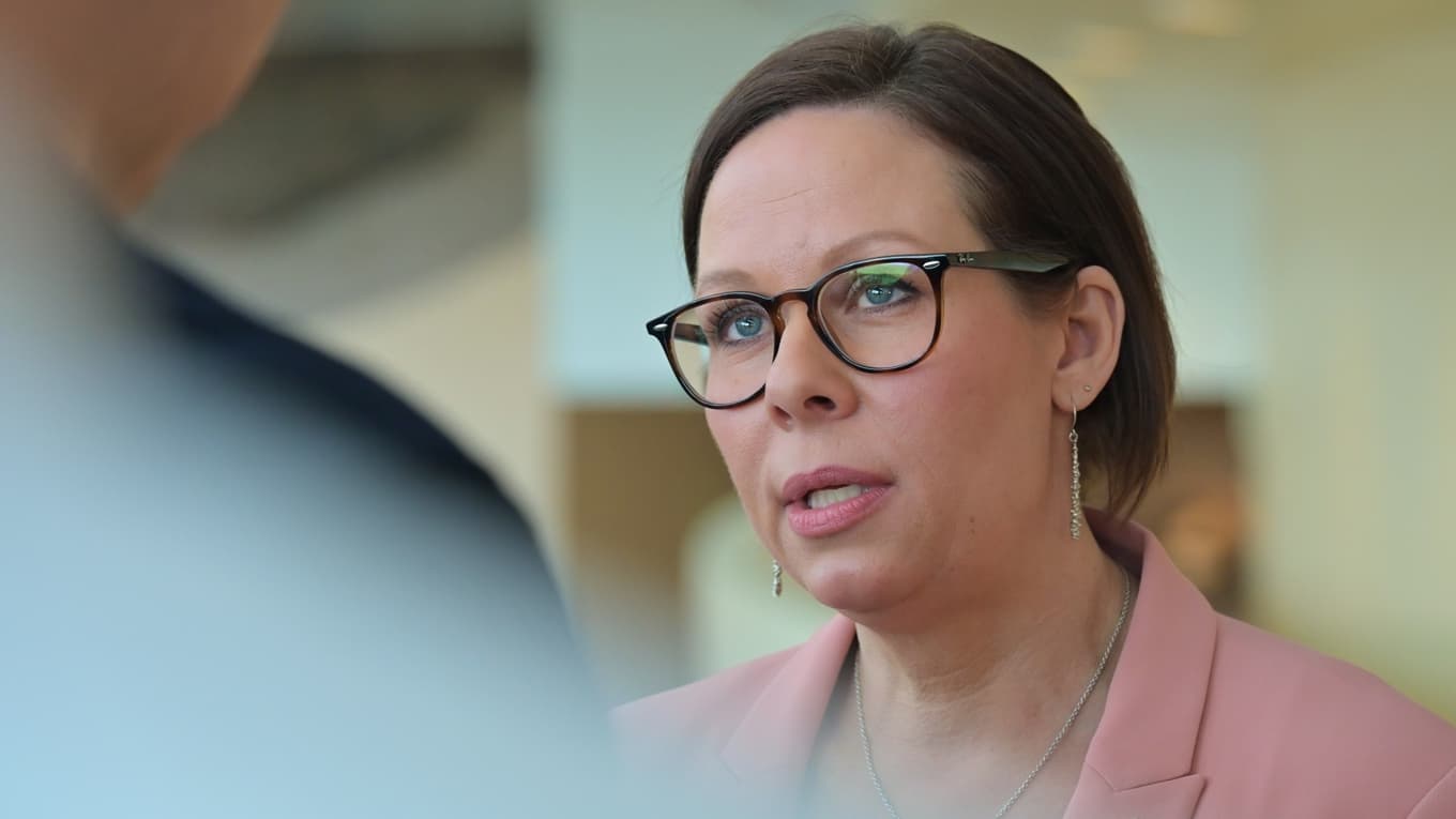 Utrikesminister Maria Malmer Stenergard (M) presenterar regeringens utrikesdeklaration med fokus på säkerhetspolitik, Ukraina och relationerna till USA och EU. Foto: Roger Sahlström.