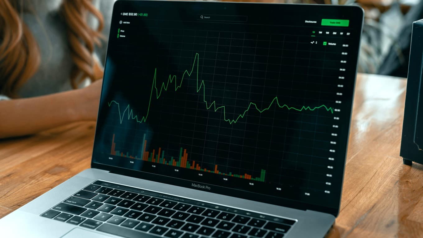 I en digital ekonomi där arbete och kapital flyttas på sekunder prövas varje lands regelverk och skattesystem. Foto: Tech Daily