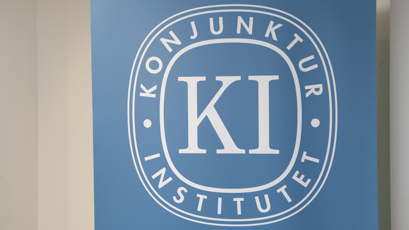 Konjunkturinstitutet ska beräkna migrations effekt på arbetsmarknaden. Foto: Anders Wiklund/TT