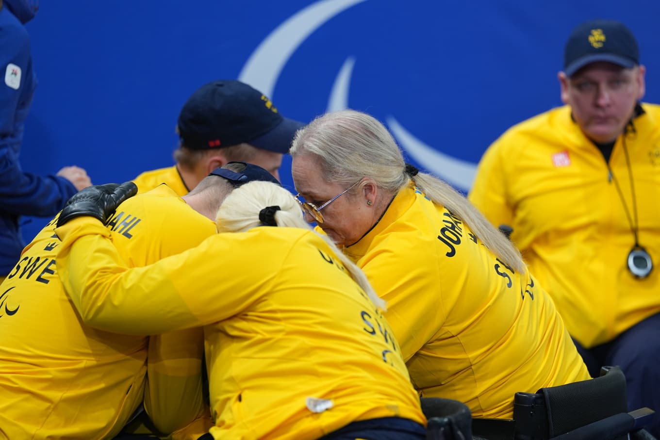 Sverige deppar efter förlusten i semifinalen mot Kina i curlingturneringen i Paralympics. Foto: Magnus Lejhall/Parasport Sverige/TT/TT