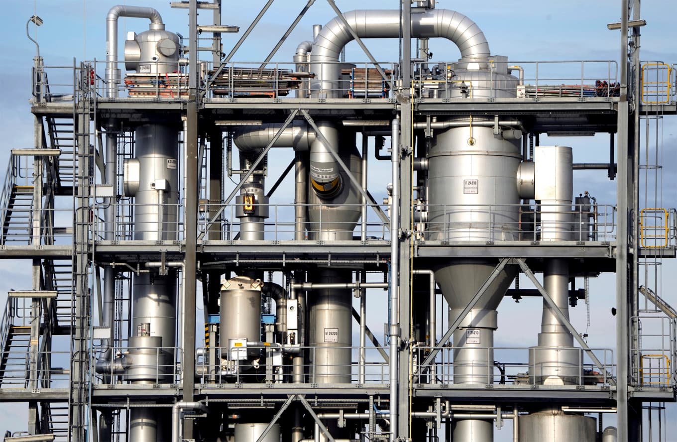 Larm om krigseffekter som slår mot kemisk industri. Arkivbild. Foto: Michael Sohn AP/TT