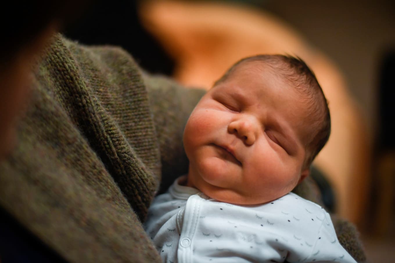 Färre bebisar vårdas på sjukhus efter förebyggande behandling mot RS-virus visar siffror från Socialstyrelsen. Arkivbild. Foto: Pontus Lundahl/TT