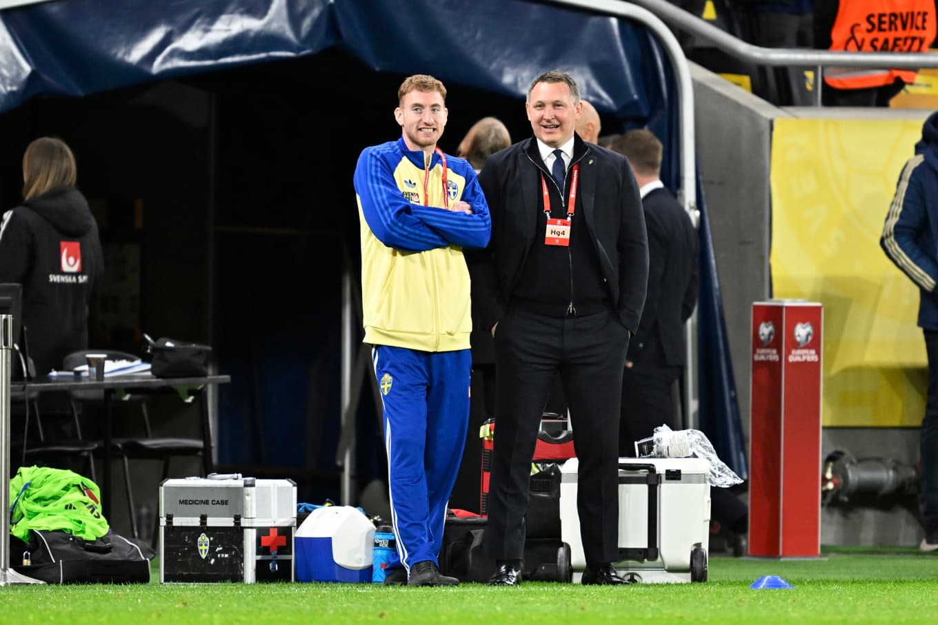 Dejan Kulusevski och Kim Källström inför mötet med Polen. Foto: Pontus Lundahl/TT