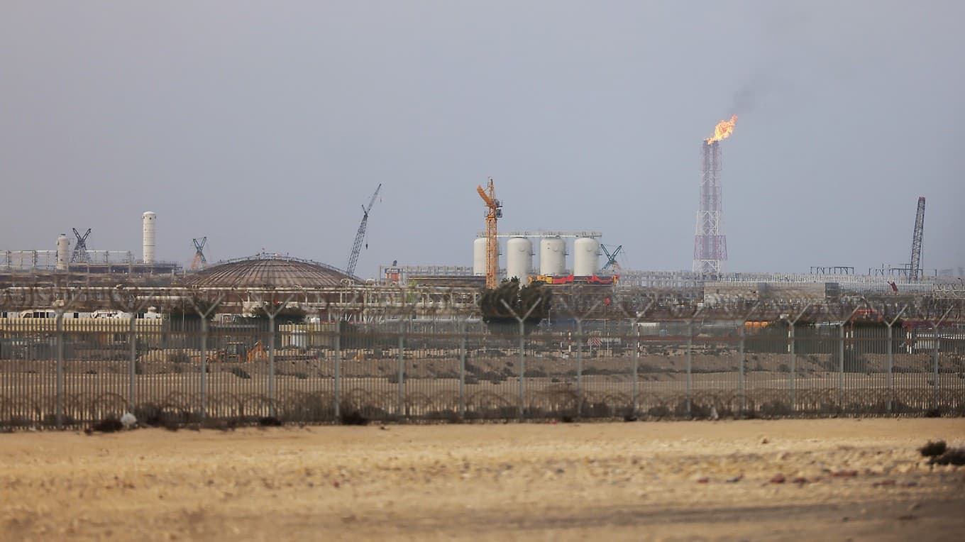 Qatar Energy stoppade sin produktion av flytande naturgas (LNG) i Ras Laffan och Mesaieed den 2 mars, efter att iranska attacker riktats mot energianläggningar. Foto: Getty Images