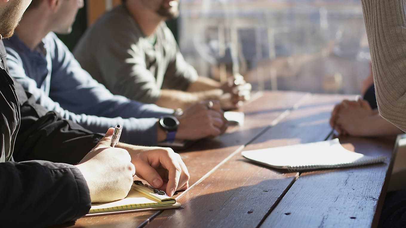 I äldre organisationsmodeller betraktas invändningar ofta som motstånd snarare än som värdefull information. Foto: Dylan Gillis