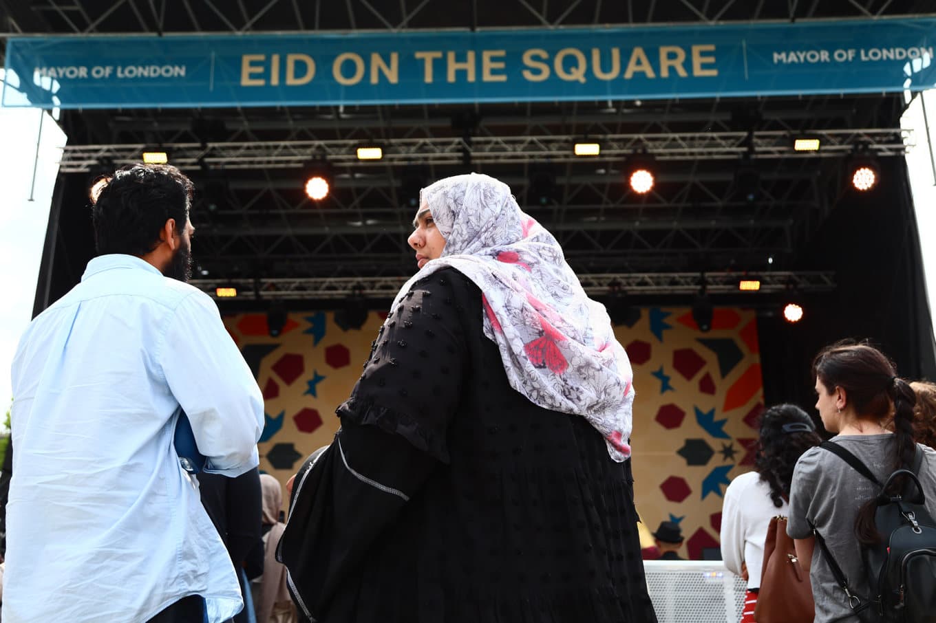 Muslimer i London firar ”Eid on the square” med stadens muslimske borgmästare. Foto: Alishia Abodunde/Getty Images
