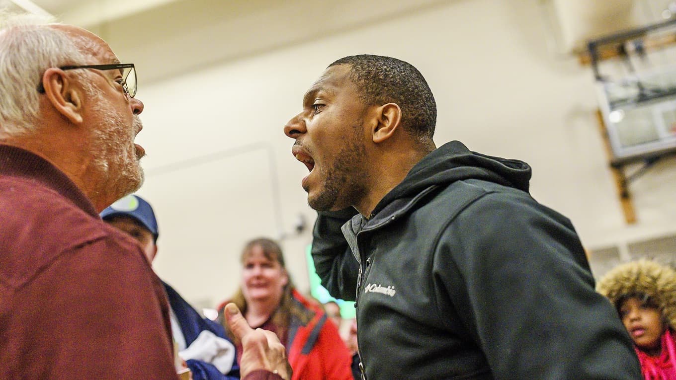 Ibland går vi till hårt angrepp och säger sådant vi vet sårar eller till och med skadar personen i fråga. Foto: Stephen Maturen/Getty Images
