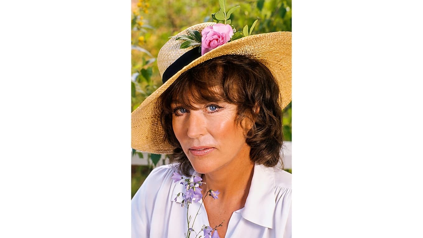 En blomstrande Birgitta Andersson finns i SVT:s Öppet arkiv både i svartvitt och färg. Foto: SVT