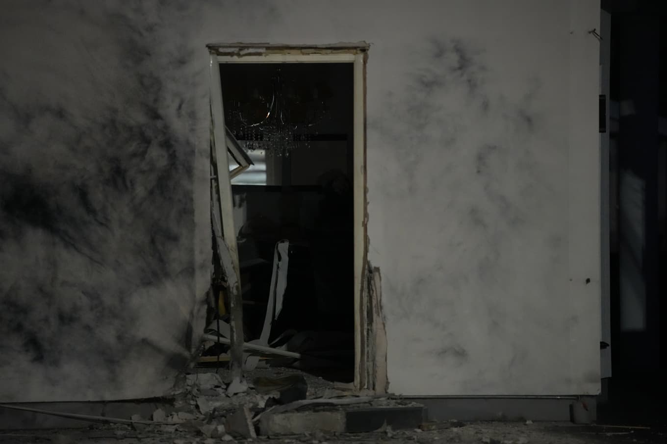 Händelsen utreds som grov allmänfarlig ödeläggelse och brott mot lagen om brandfarliga och explosiva varor. Foto: Magnus Lejhall/TT