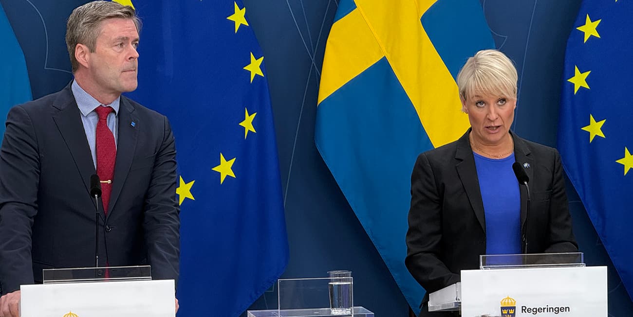 Nu ska regeringen utreda möjligheten att stoppa grovt kriminella från att få bidrag. Det meddelar socialförsäkringsminister Anna Tenje (M). Foto: Staffan Erfors