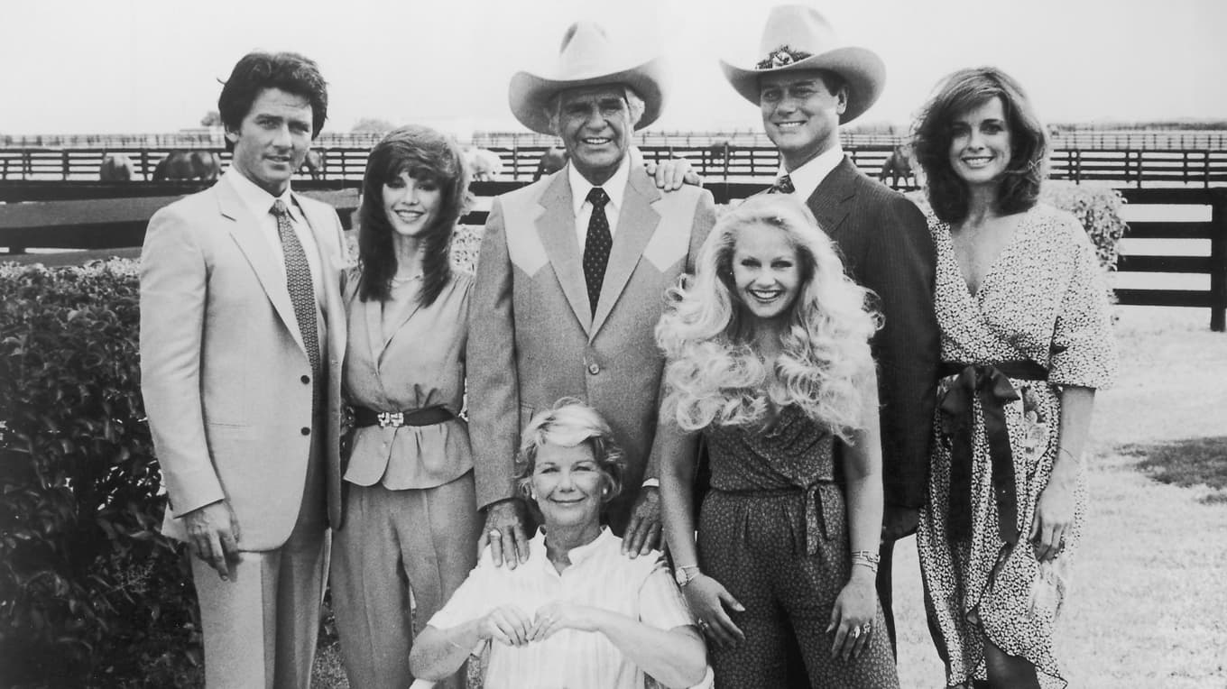 Familjen Ewing i tv-serien ”Dallas”, som sändes 1978-1991. Avsnittet där J.R. Ewing blev skjuten sågs av 360 miljoner tittare. Foto: Hulton Archive/Getty Images