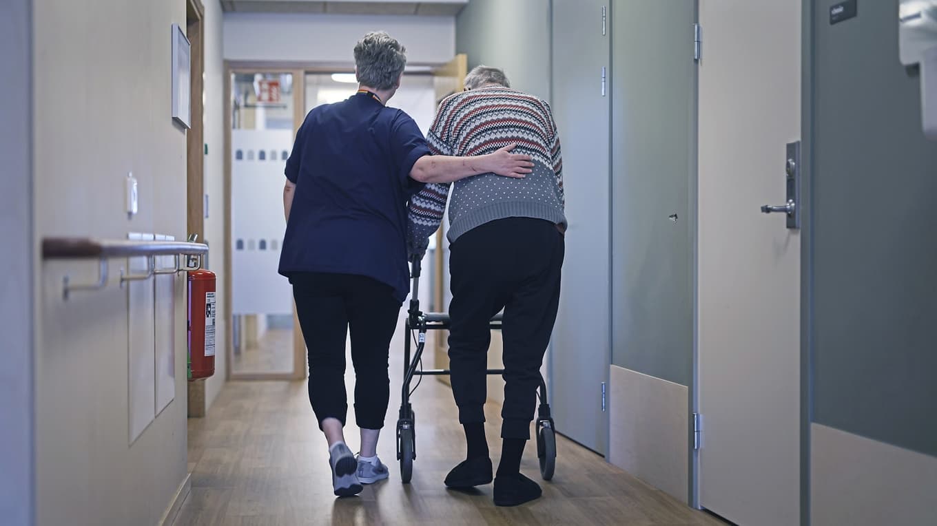 Bristen på äldreboenden riskerar att leda till att tusentals äldre i Stockholm kan tvingas lämna sina hemtrakter. Foto: Oscar Olsson/TT