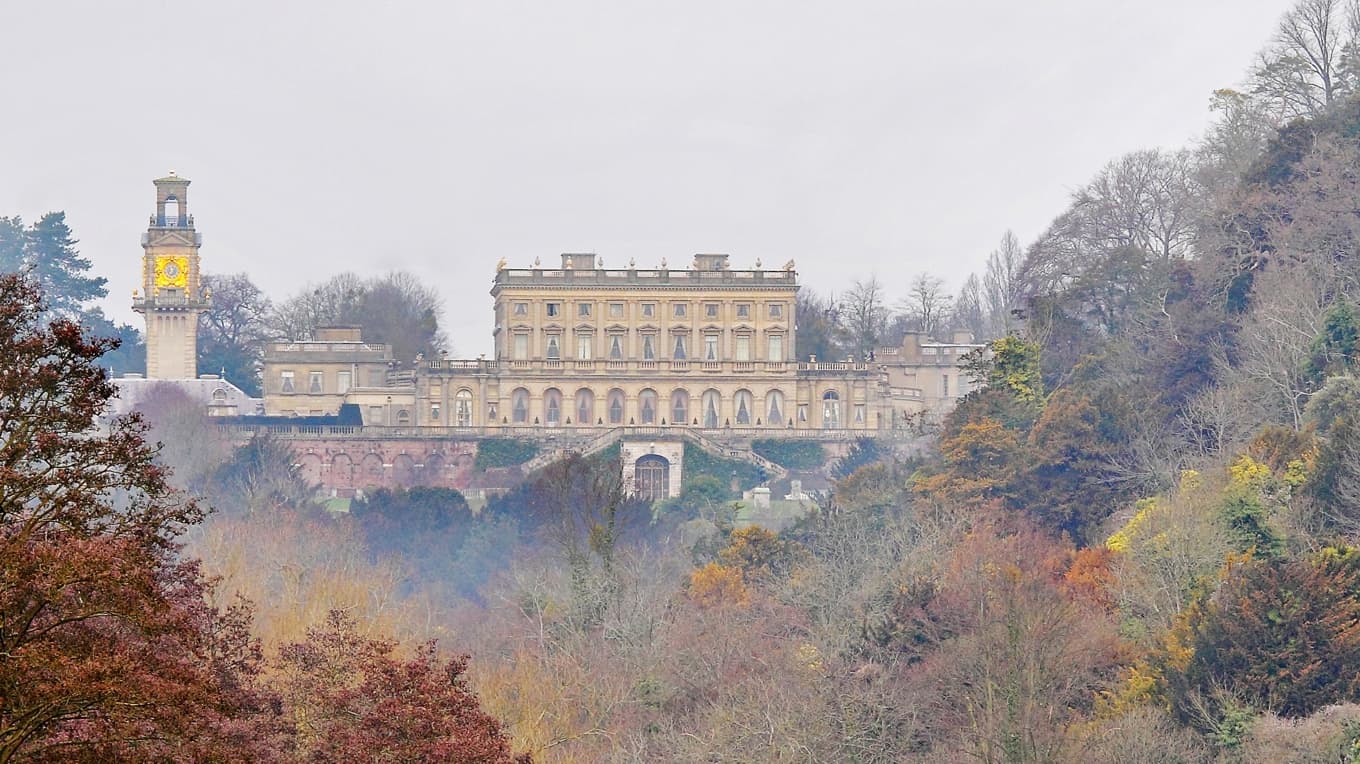 Cliveden House i Buckinghamshire i England, plats för ett poolparty där John Profumo träffade Christine Keeler första gången. Foto: RW Jemmett/Shutterstock