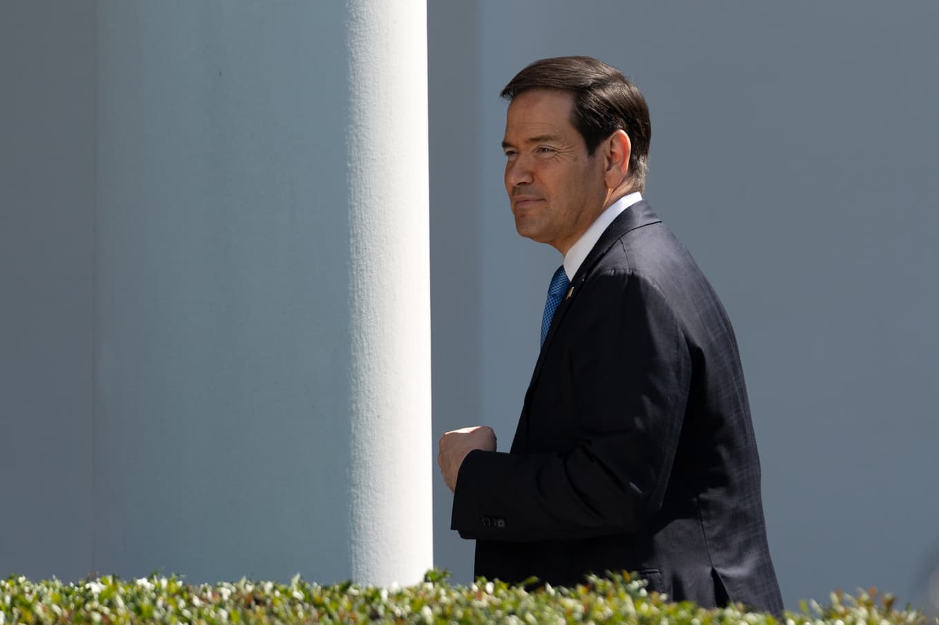USA:s utrikesminister Marco Rubio vid Vita huset i Washington DC i april. Foto: Mark Schiefelbein/AP/TT