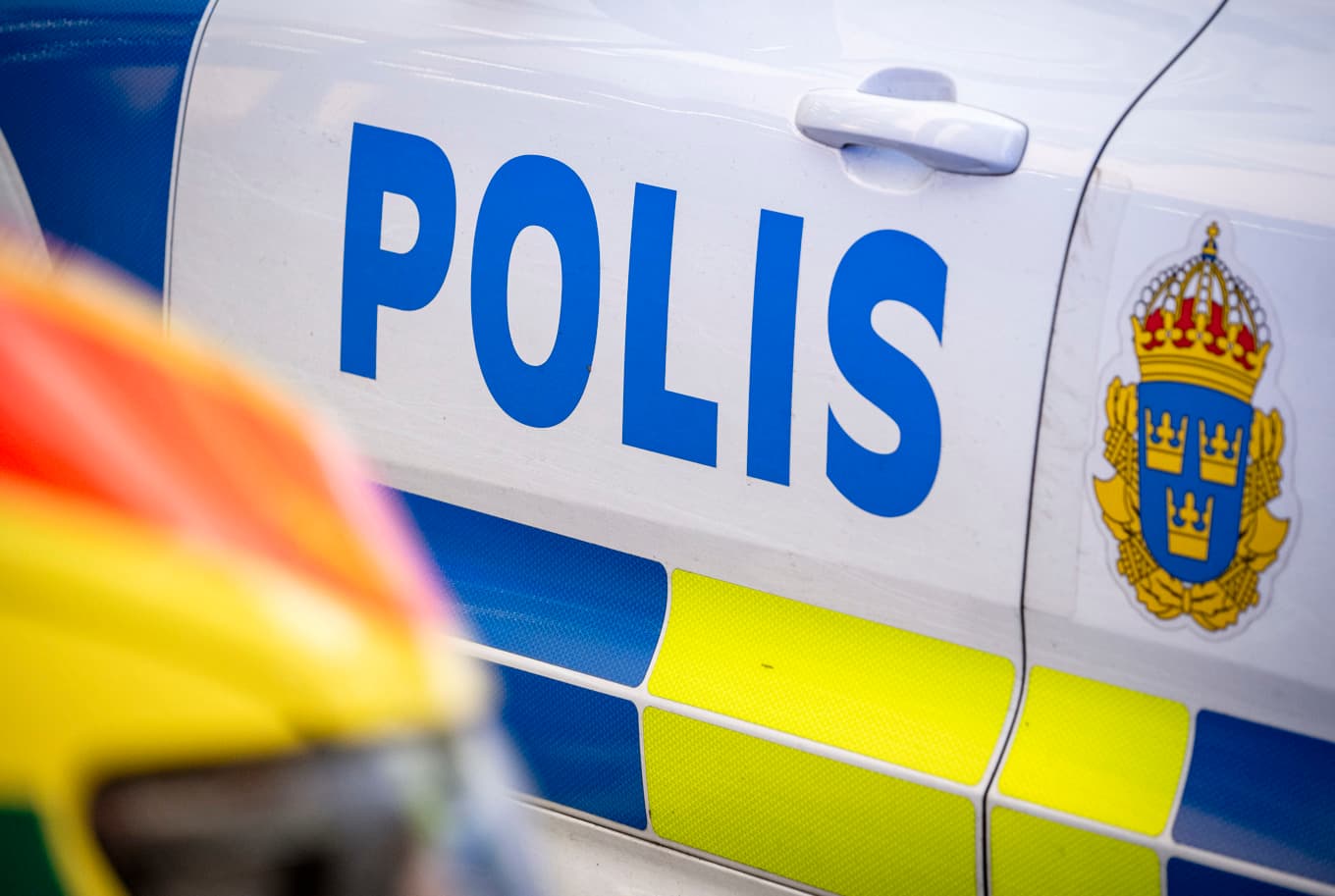 Polisen som körde bilen åtalas för vårdslöshet i trafik efter att en snabb jakt slutat med krock. Arkivbild. Foto: Johan Nilsson/TT