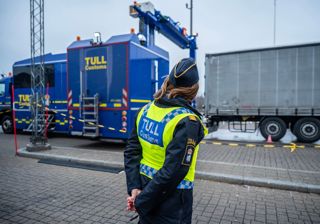 En lastbil röntgas av Tullverket på Lernacken vid Öresundsbron. Arkivbild. Foto: Johan Nilsson/TT