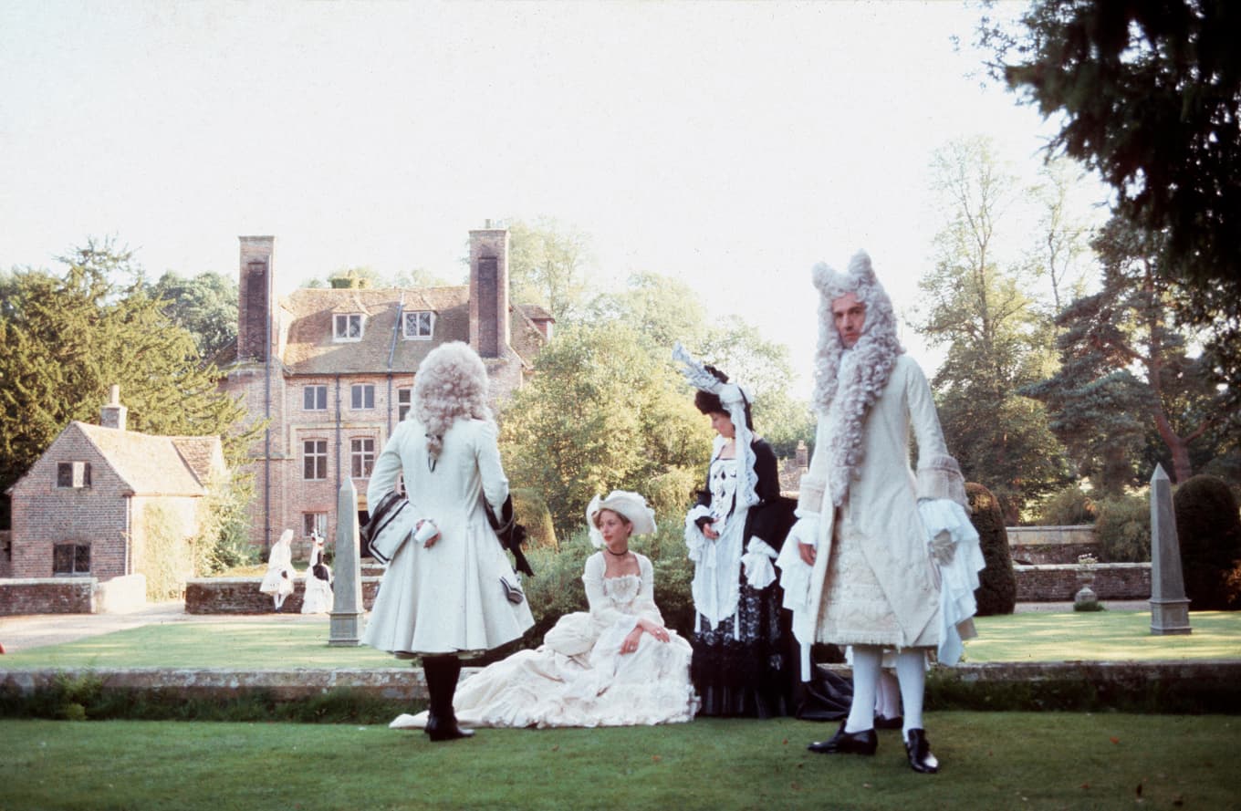 Denna vecka kan även vanliga tv-tittare se brittiska ”Tecknarens kontrakt” vid ett par olika tillfällen. Foto: British Film Institute