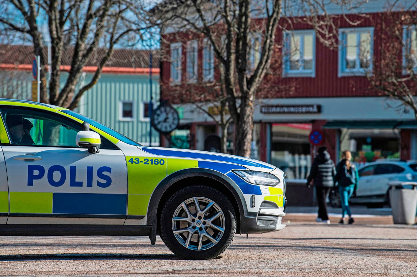 Polisen har valt att stänga ner alla system som utgör ett integritetshot mot myndigheten och har utvecklat egna. Förändringen genomfördes i samband med att Polismyndigheten bytte till nya Volvobilar 2021. Foto: Jonathan Näckstrand/AFP