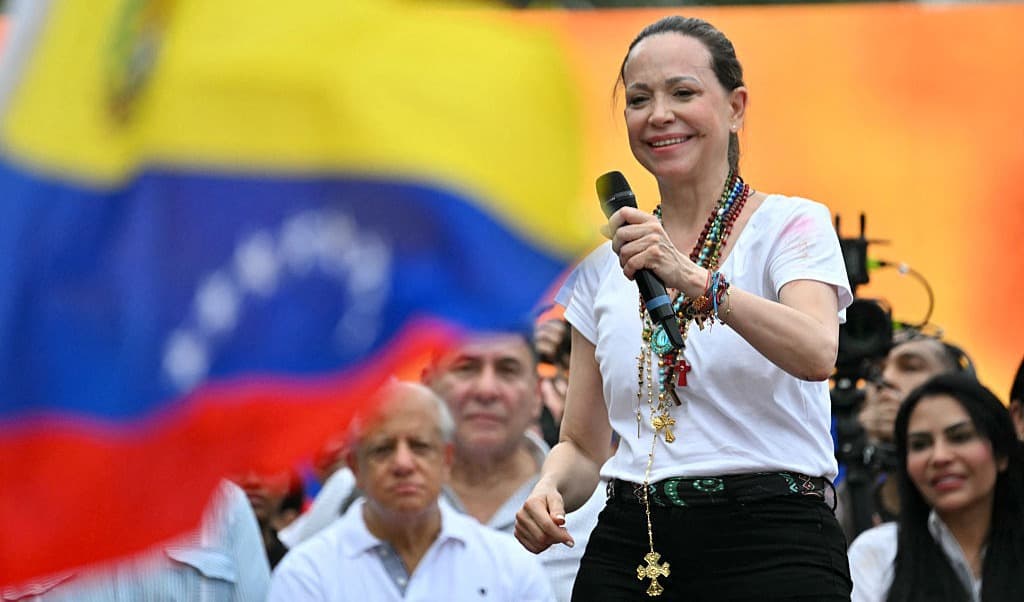 Fredspristagaren och venezuelanska oppositionspolitikern María Corina Machado håller tal i Panama. Foto: Martin Bernetti / AFP via Getty Images