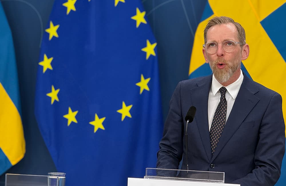 Socialminister Jacob Forssmed försöker komma till rätta med problemen med journalsystemet inom hälso- och sjukvården. Foto: Staffan Erfors