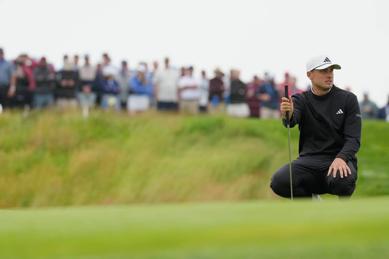 Ludvig Åberg under torsdagens spel på Shinnecock Hills. Foto: George Walker IV/AP/TT