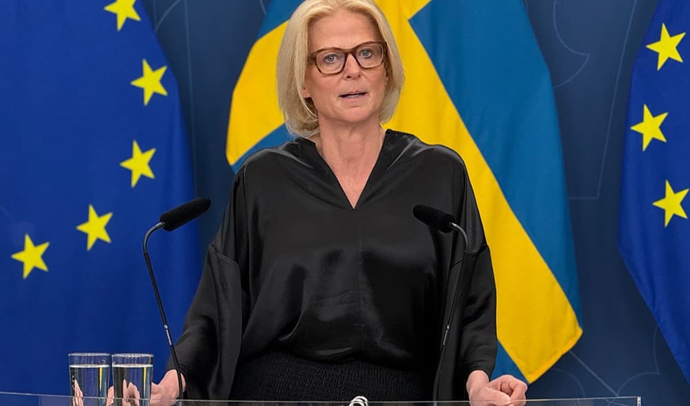 Finansminister Elisabeth Svantesson (M) presenterar en ny ekonomisk prognos. Foto: Staffan Erfors