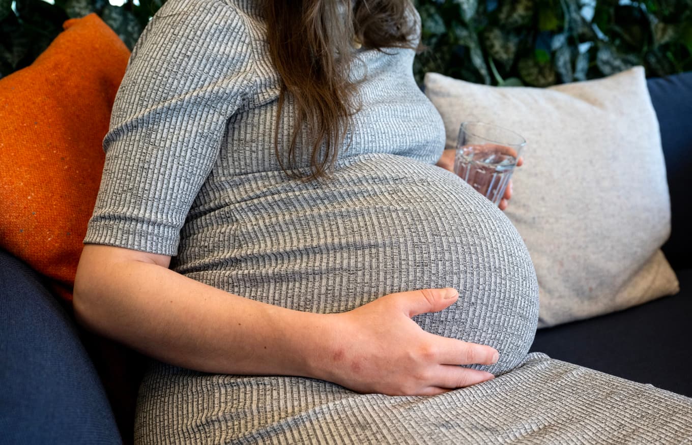 Säkert för barnet i magen om mamman får en epiduralbedövning enligt en ny studie. Arkivbild. Foto: Christine Olsson/TT