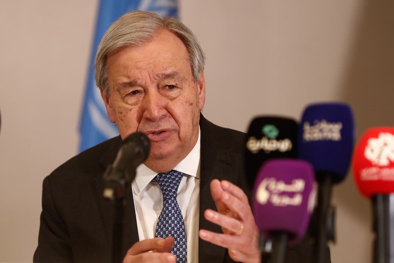 FN:s generalsekreterare António Guterres i Damaskus, Syrien. Foto: Omar Sanadiki  /AP/TT