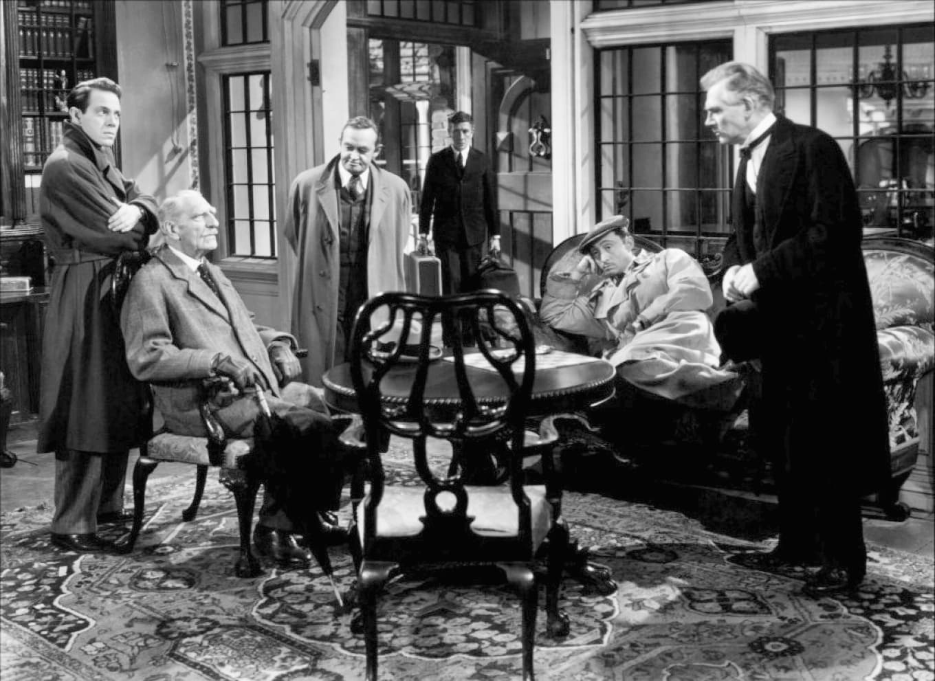 Några av de inbjudna gästerna i ”… och sen var ingen kvar”. Lunchfilm i SVT på torsdag. Foto: Retro Film Vault