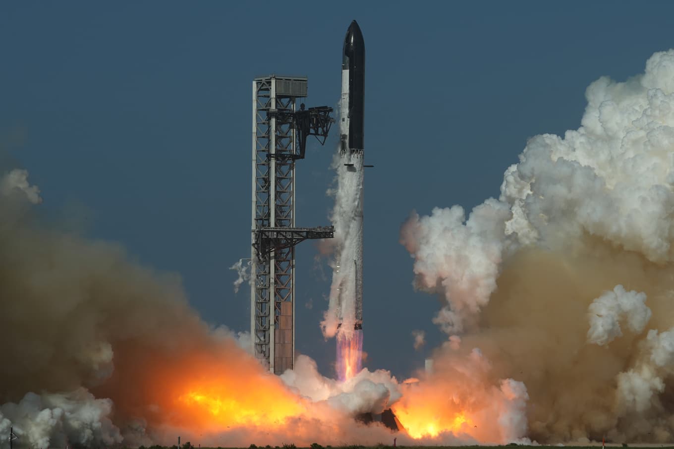 Space X:s raket Starship testas i Texas i juli. Arkivbild. Foto: Eric Gay/AP/TT
