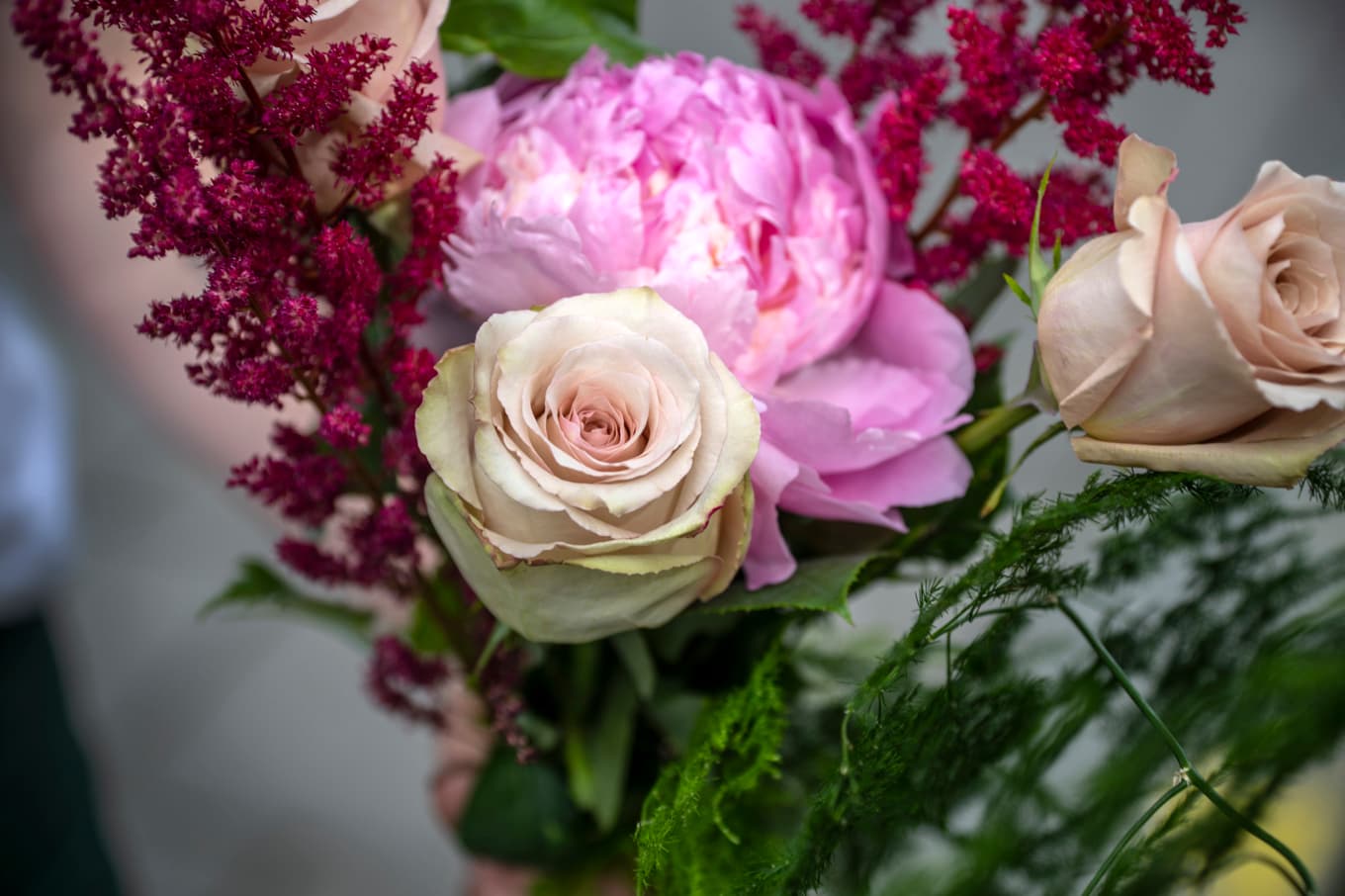 Polisen varnar för bedragare som utger sig för att vara blomsterbud. Arkivbild Foto: Anders Wiklund/TT