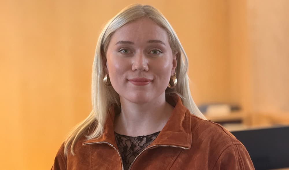 Emelie Rossheim är ordförande för Centerpartiets ungdomsförbund och blev själv mobbad och tvingades byta skola när hon var barn. Foto: Staffan Erfors