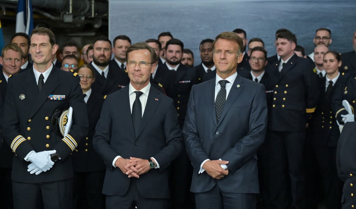 President Macron utelsuter inte att Sverige kan få tillgång till franska kryssningsrobotoar efter att fregattaffären nu är underskriven. Foto: Adam Strand