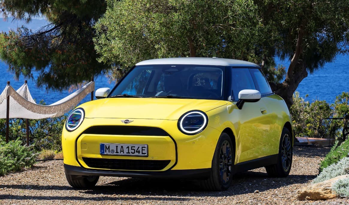 Mini Cooper E Essential Trim. Foto: CNP