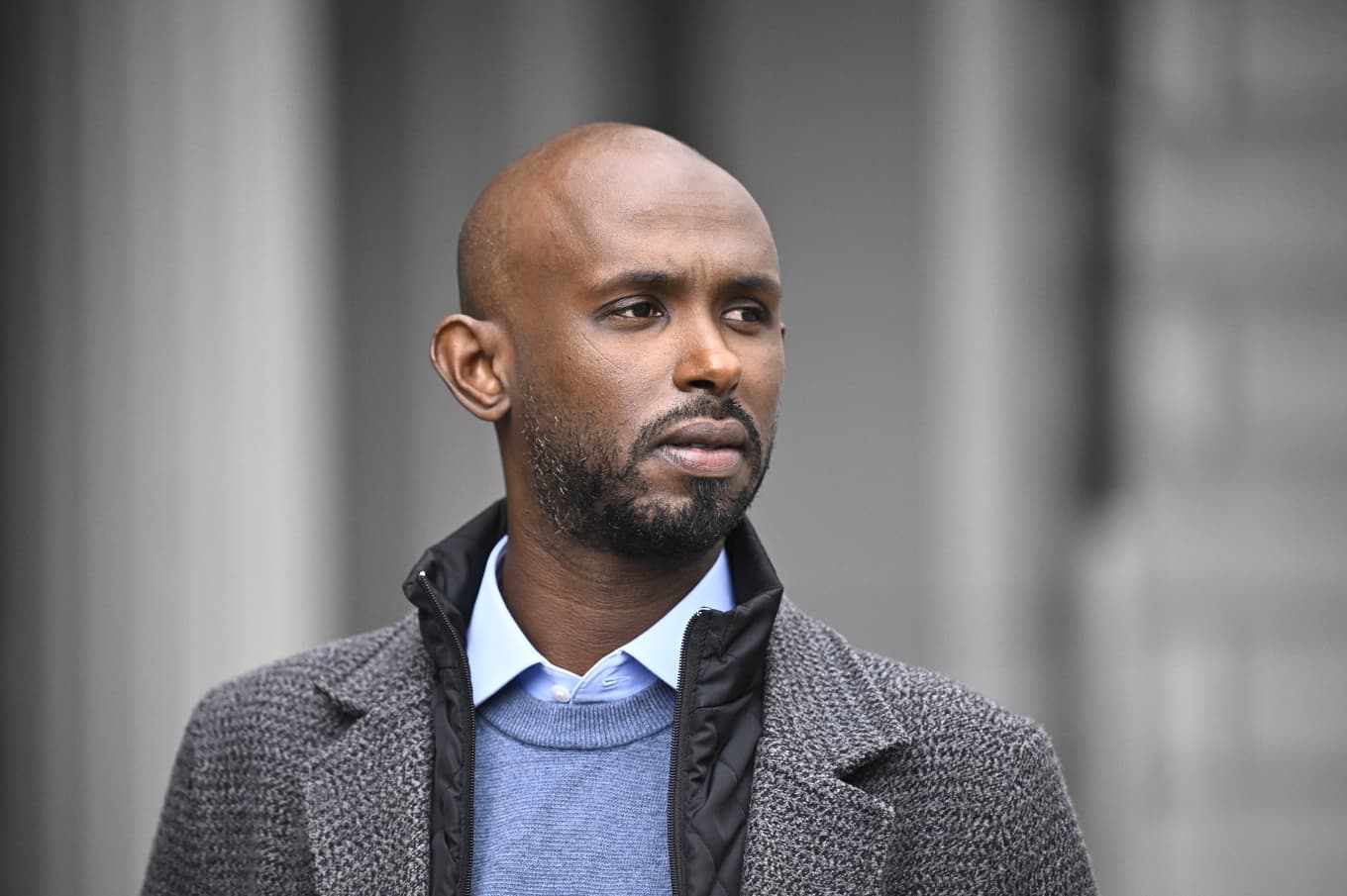 Mohamed Abdukardir Ali från Borlänge tar en "timeout" från sin plats i riksdagen, enligt Vänsterpartiets partisekreterare. Foto: Fredrik Sandberg/TT