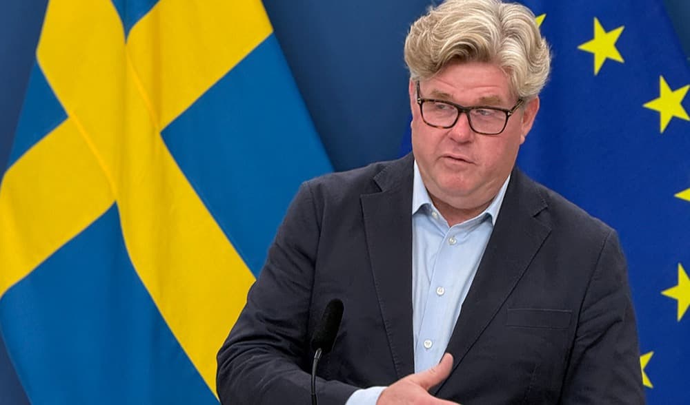 Justitieminister Gunnar Strömmer (M) presenterar nya verktyg för polisen för att bekämpa gängen och sexualbrott mot barn. Foto: Staffan Erfors