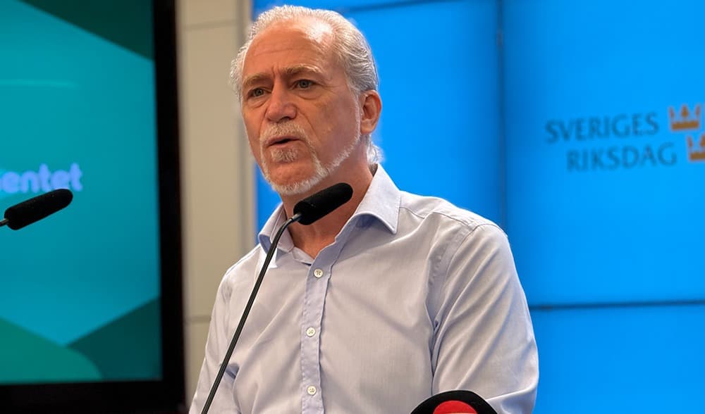 Daniel Helldén och Miljöpartiet vill återinföra ett miljödepartement. Foto: Staffan Erfors