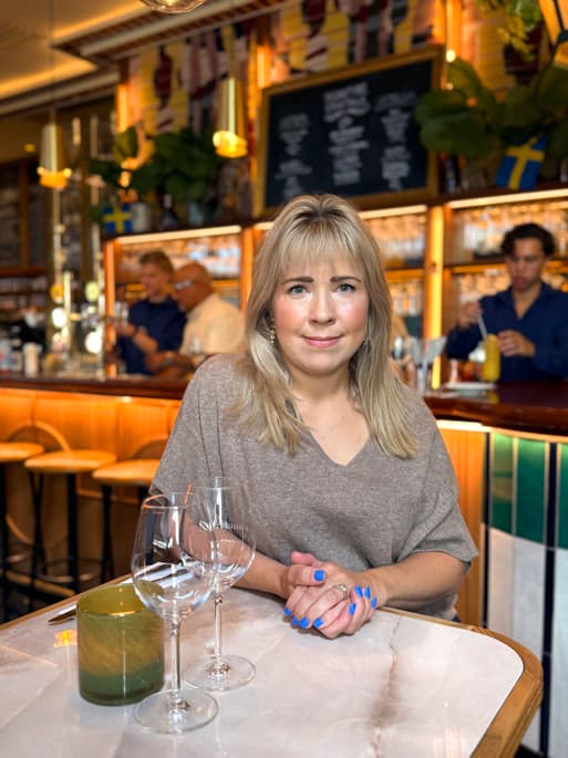 Andréa Hedin (M), oppositionsborgarråd i Stockholms stad, är upprörd över Socialdemokraternas planer på en krog i kommunal regi. Foto: Freya Sirkén