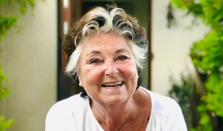 Marika Ronty har arbetat i 50 år som psykolog. Fyrtio av dessa har det handlat om att utveckla chefers förmåga till ledarskap och vikten av att bygga relationer. Foto: Bosse Bjelvenstedt