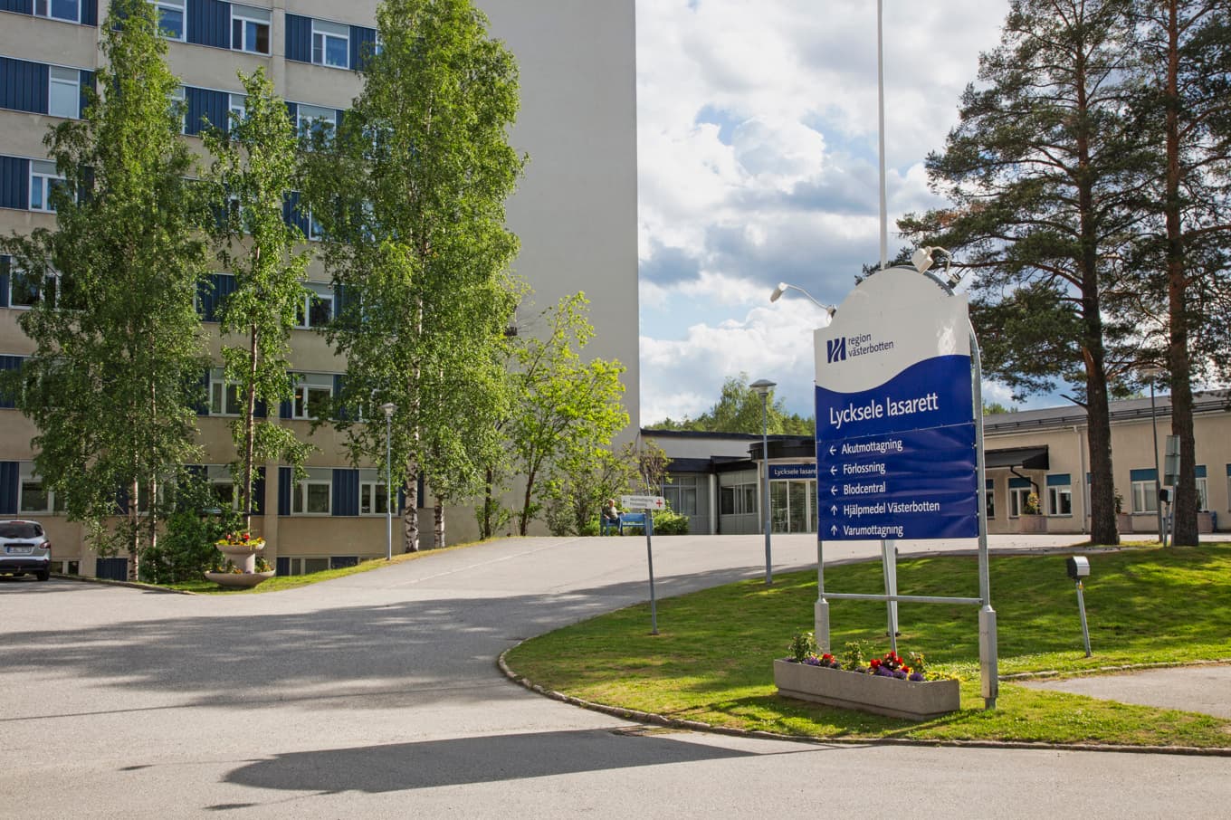 Stängda dörrar och brister inom kvinnovården på Lycksele sjukhus väcker kritik. Foto: Helena Landstedt/TT