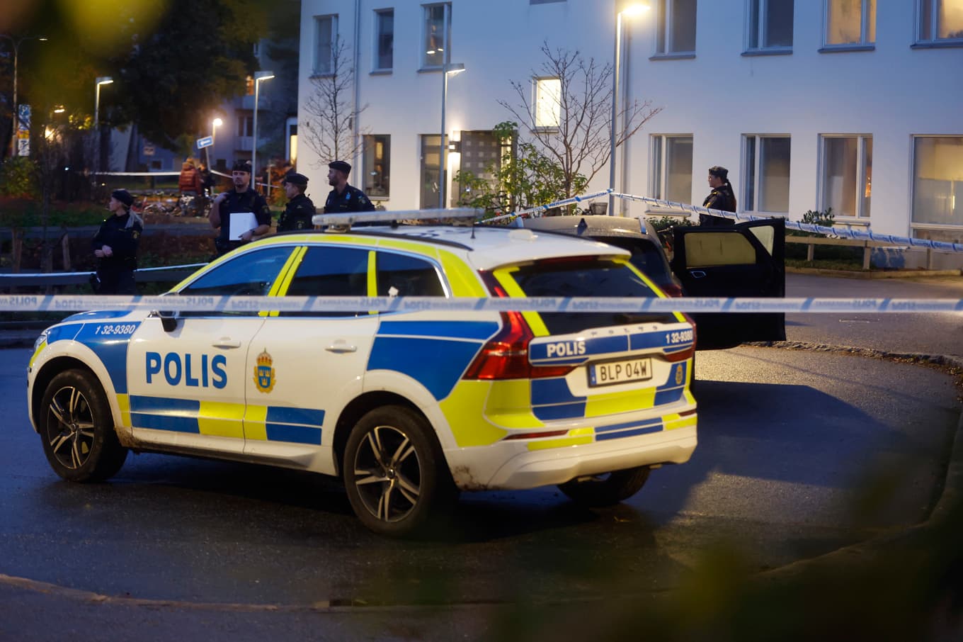 En man har skjutits till döds i södra Stockholm. Foto: Nicklas Thegerström/TT