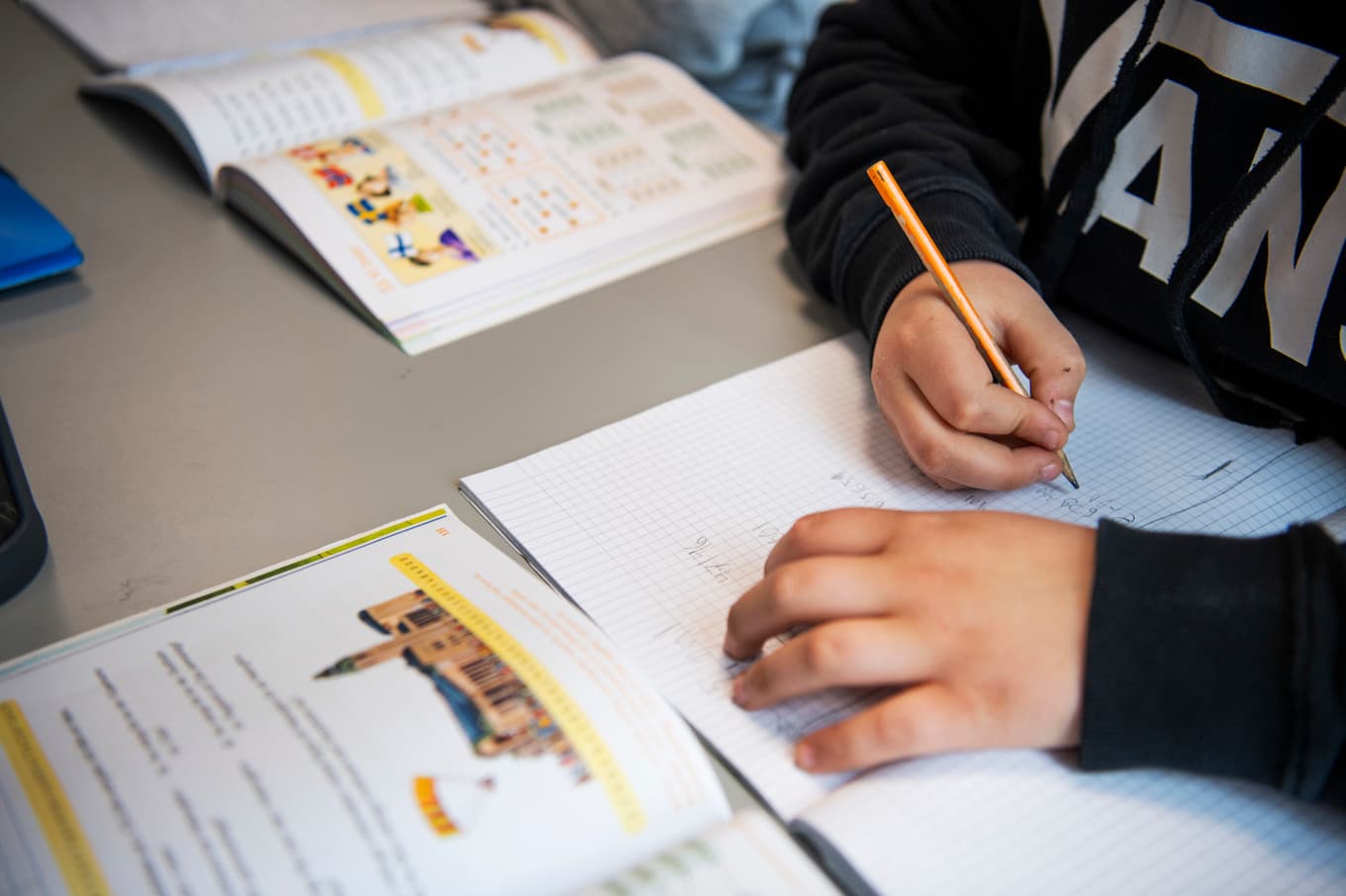Elever i fem årskurser ska testas på nytt sätt. Arkivbild. Foto: Viktoria Bank/TT