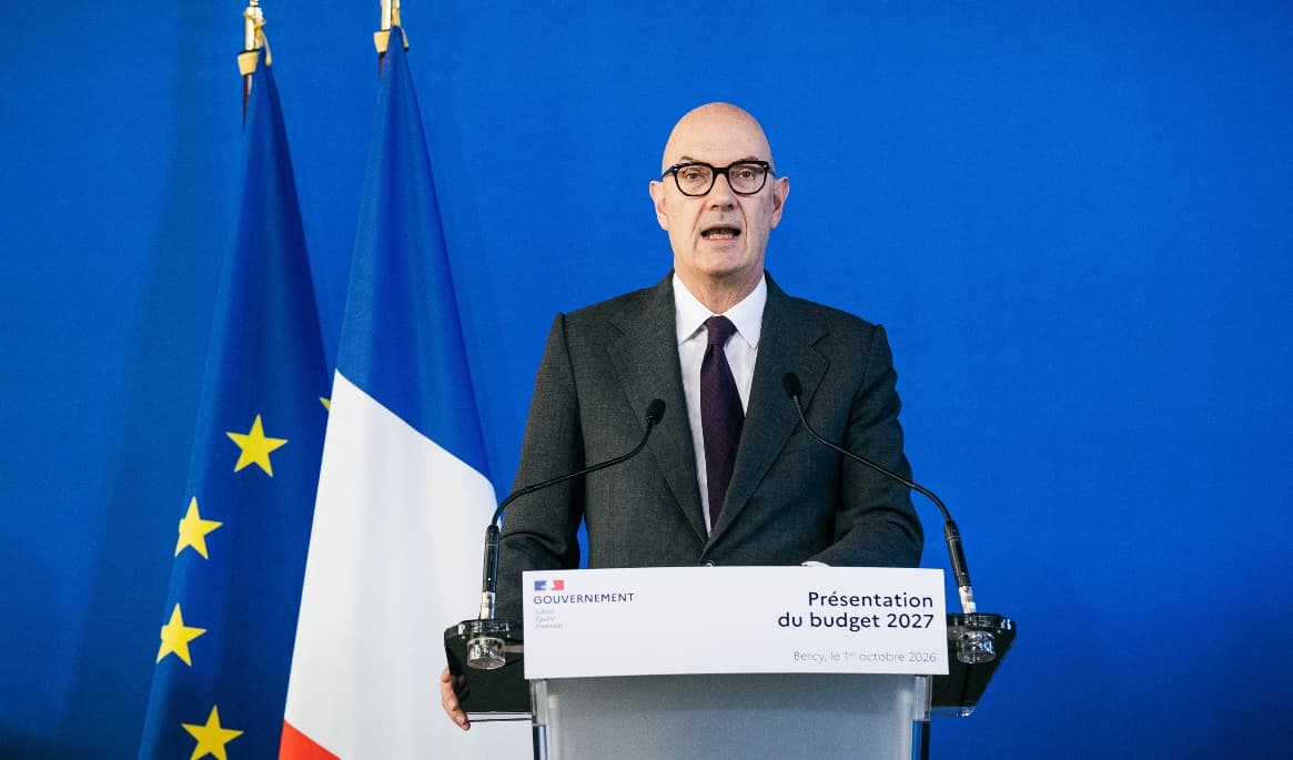 Frankrikes ekonomi- och finansminister Roland Lescure presenterar regeringens budgetförslag för 2027.
Foto: Amaury Cornu / Hans Lucas / AFP via Getty Images
