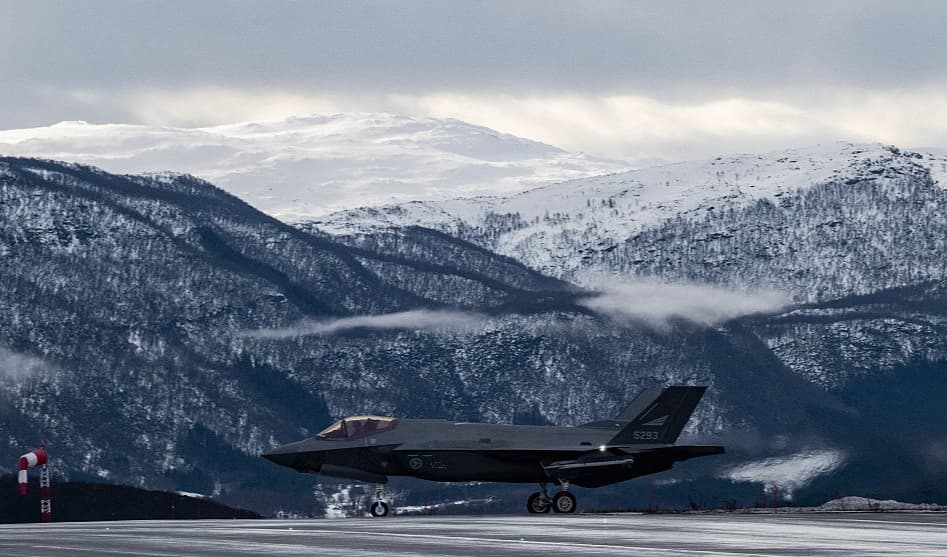 Norsk F-35 under övningen Cold Response. Foto: John MacDougall / AFP via Getty Images