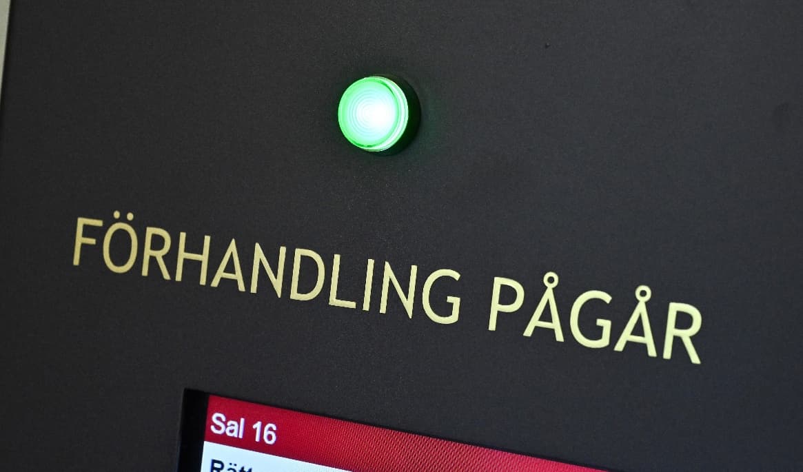 Huvudförhandlingen rörande den våldsamma mobilstölden på Zinkensdamms tunnelbanestation hölls under onsdagen i Stockholms tingsrätt. Foto: Claudio Bresciani/TT