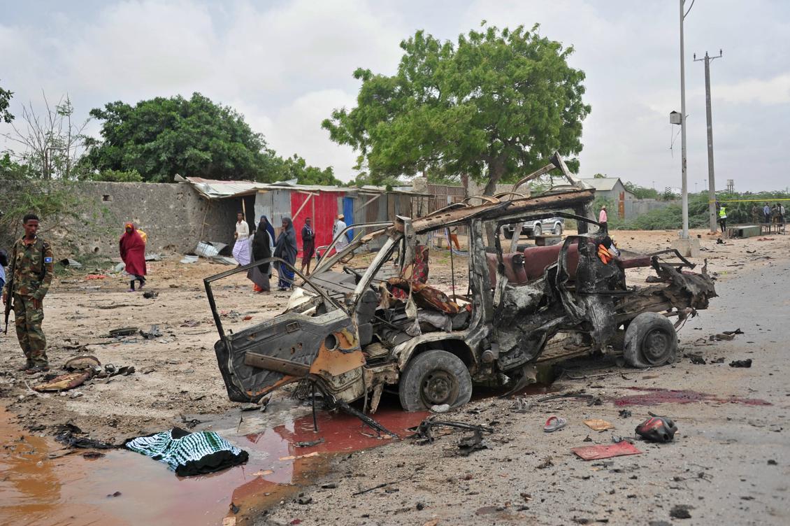 En bilbomb exploderade i ett militärt träningsläger i Mogadishu. Foto: Mohamed Abdiwahab /AFP/Getty Images