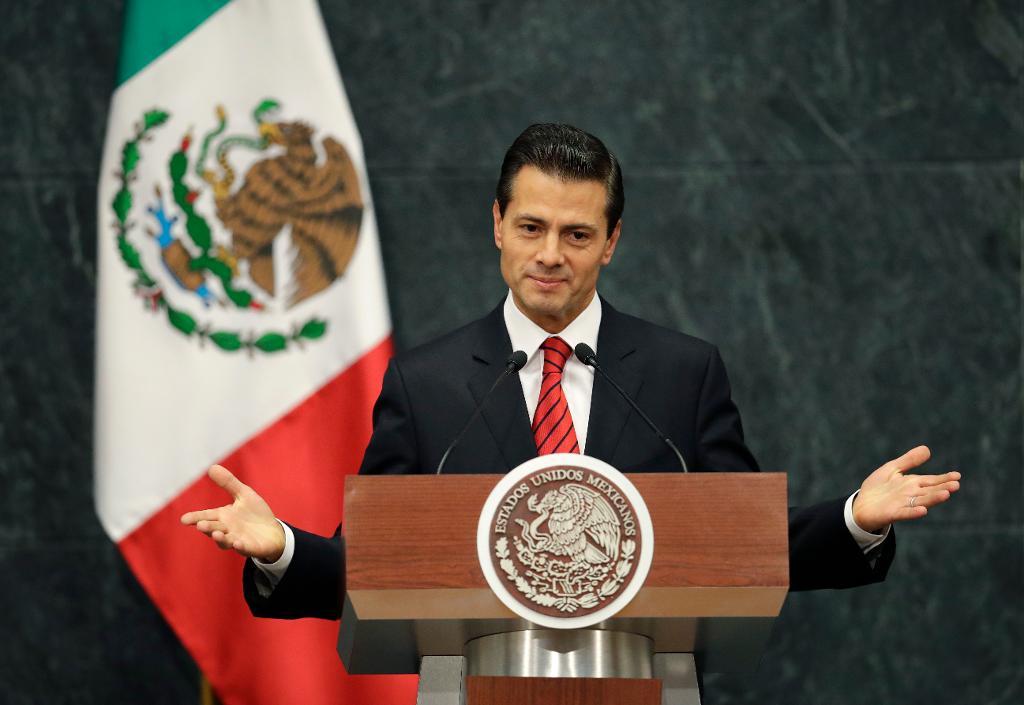 Mexikos president Enrique Peña Nieto i ett tal om presidentvalet i USA. (Foto: Rebecca Blackwell/AP/TT)