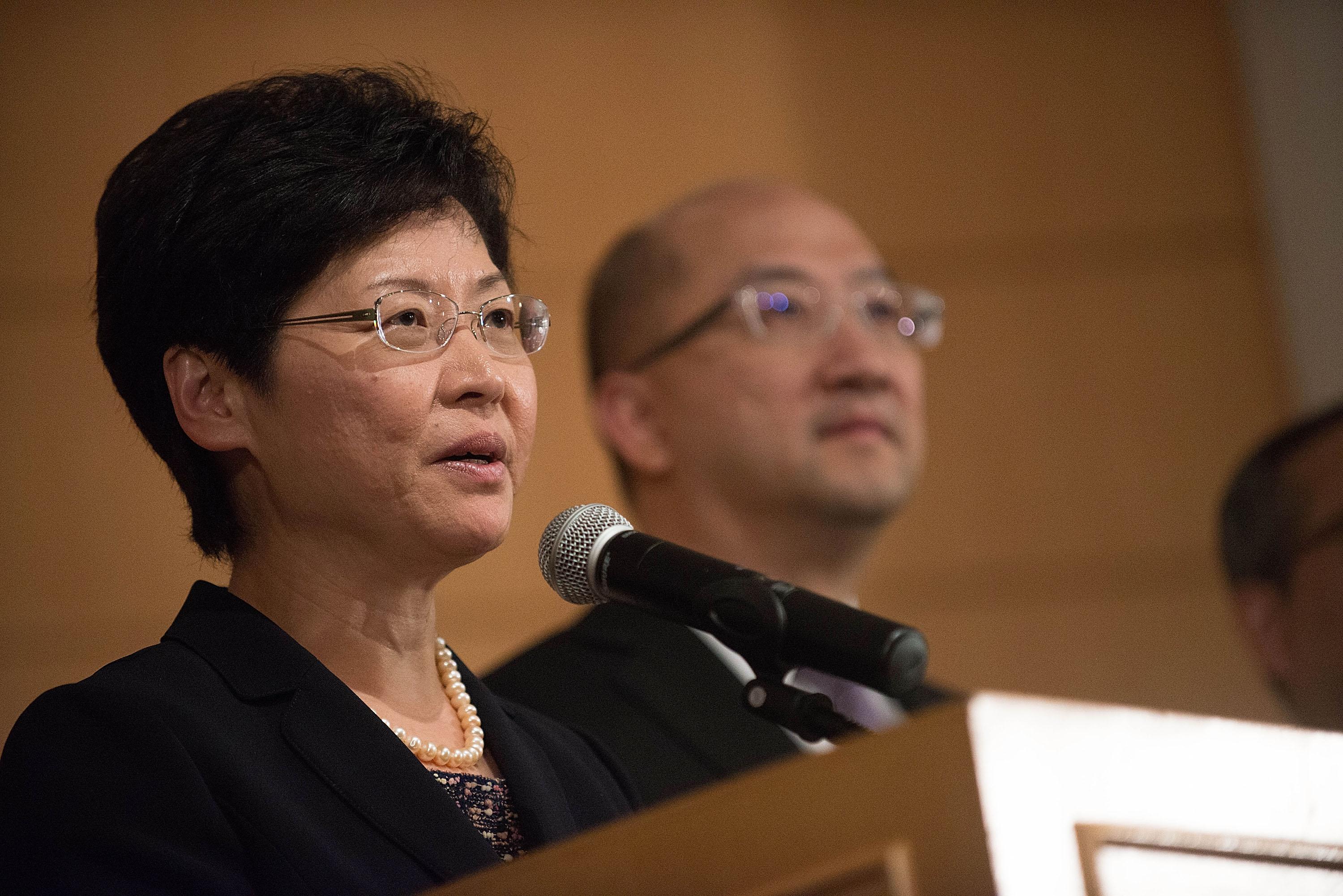 Hongkongs Chief Secretary Carrie Lam har meddelat att hon ställer upp till valet till Chief Executive. (Foto: Anthony Kwan/Getty Images)