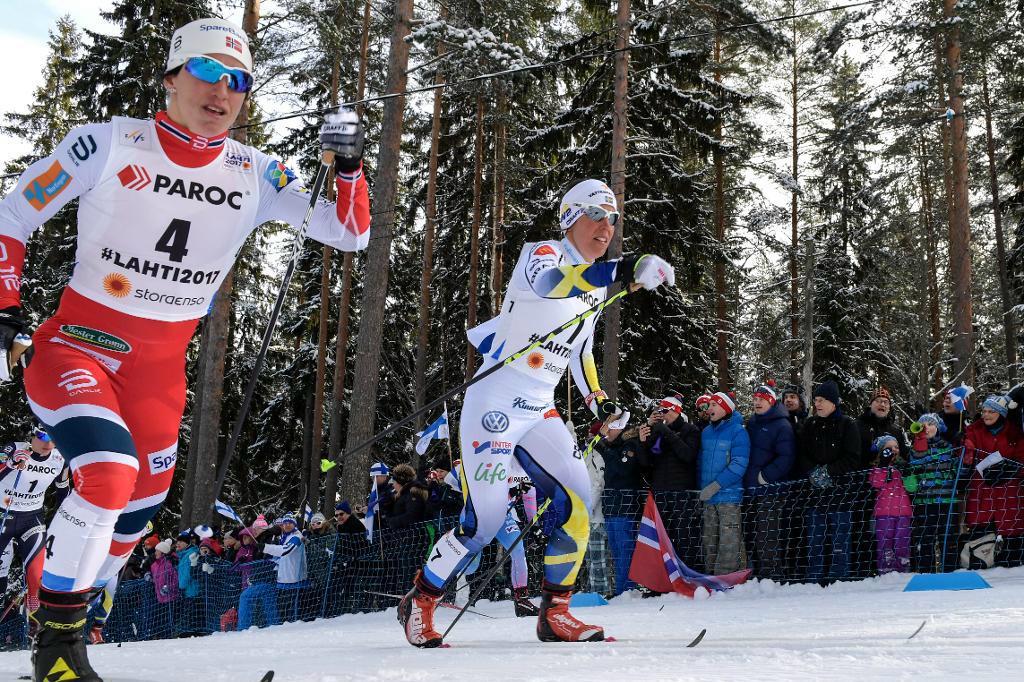 
Marit Bjørgen, till vänster, och Charlotte Kalla är två av förhandsfavoriterna inför den klassiska milen. Foto: Anders Wiklund /TT-arkivbild                                            